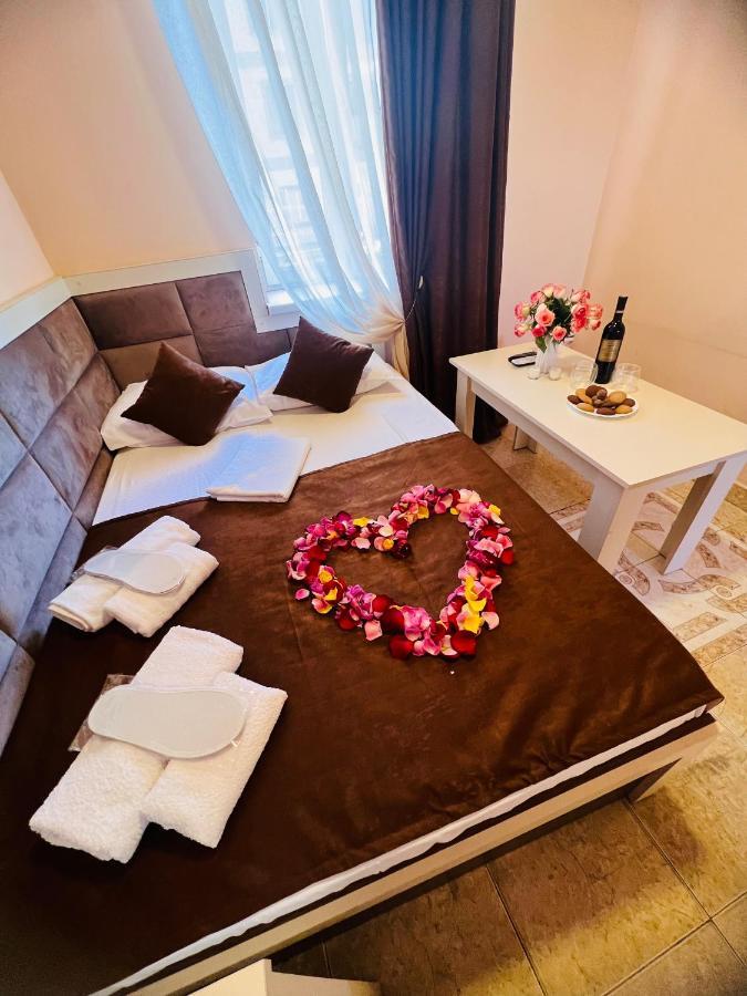 Marnar Hotel Yerevan Exterior photo