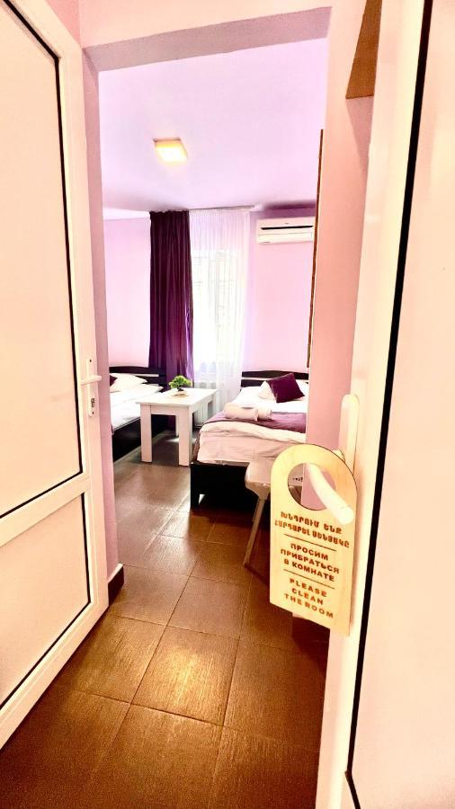 Marnar Hotel Yerevan Exterior photo