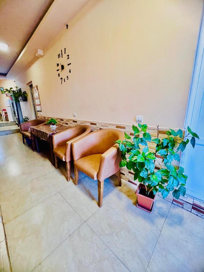 Marnar Hotel Yerevan Exterior photo